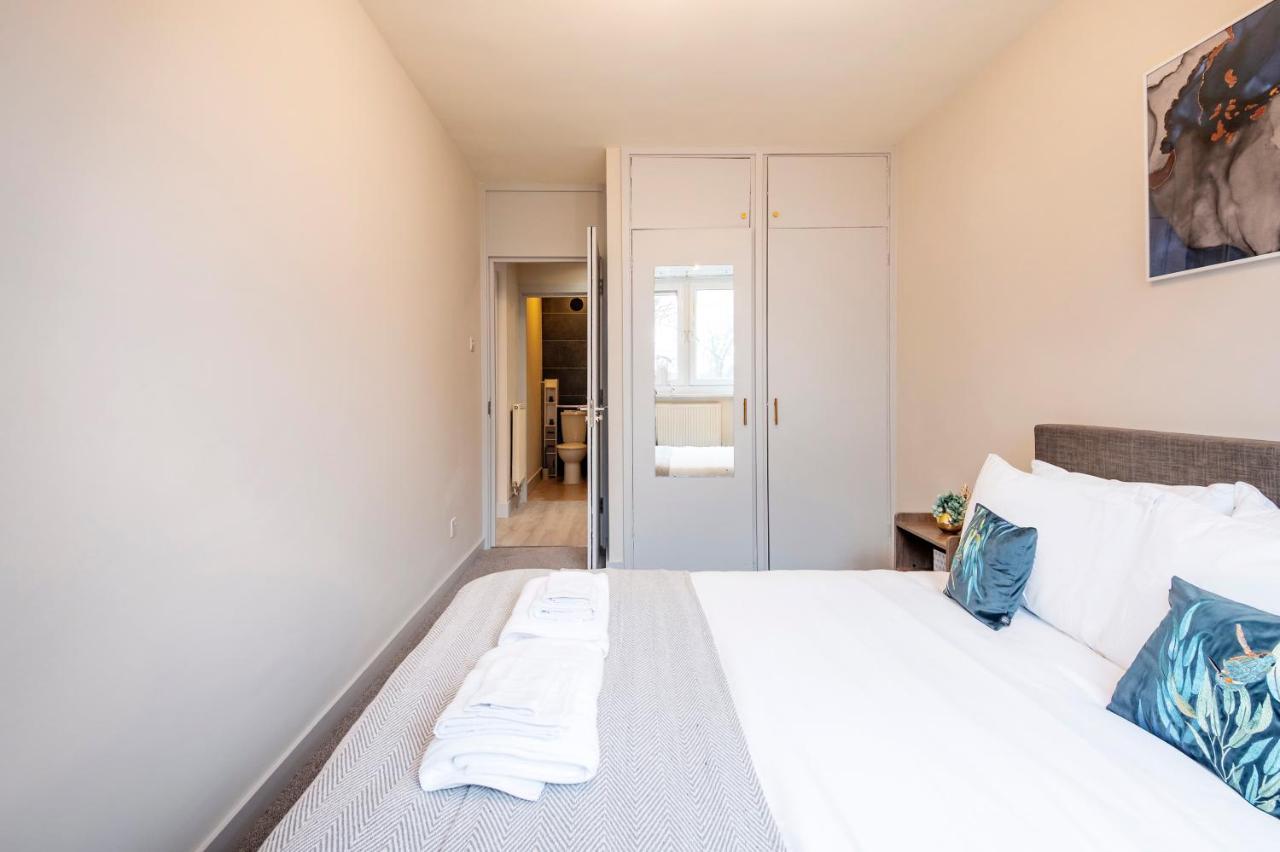 Lovely 4 Bedroom Flat In Wandsworth- Λονδίνο Εξωτερικό φωτογραφία
