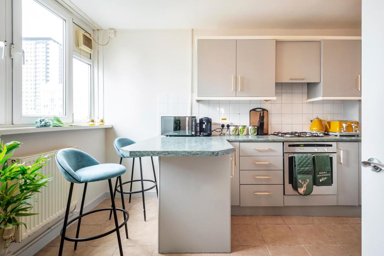 Lovely 4 Bedroom Flat In Wandsworth- Λονδίνο Εξωτερικό φωτογραφία